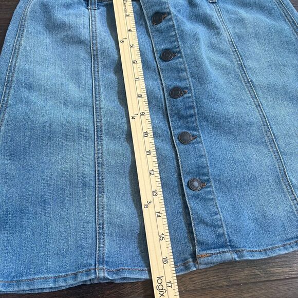 Mossimo Supply Co. Size 6 Button Front A-Line Denim Mini Skirt  Blue Stone Wash - Picture 6 of 7